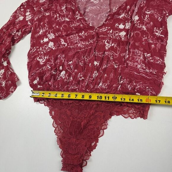 NWOT Free People Everything's Rosy Bodysuit RARE Rodeo Red Western Print Size XL - Picture 16 of 16